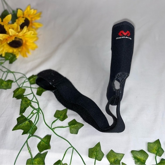 MCDAVID Ankle Support Wrap With Strap Size Small - Picture 7 of 10